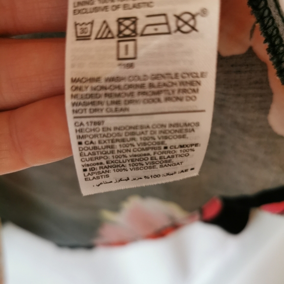 Candy Couture; medium - Picture 2 of 8